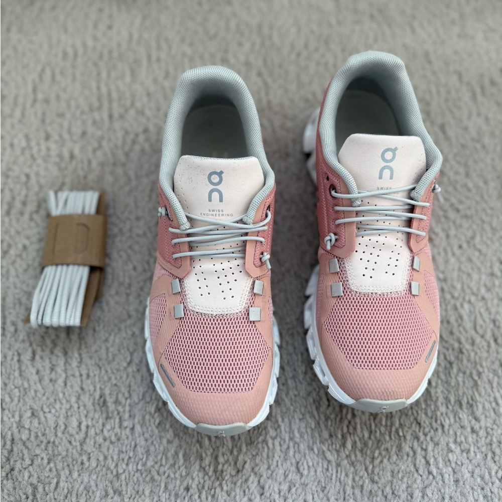 On Running Pink and White Sneakers- Cloud 6 BRAND NEW IN BOX